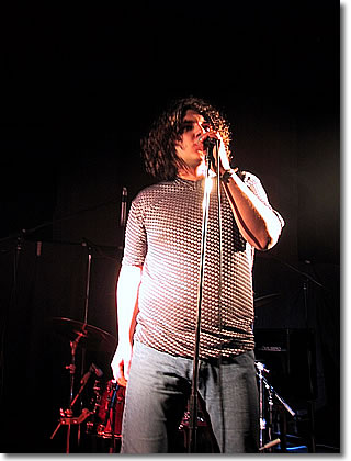Kelkka performing live