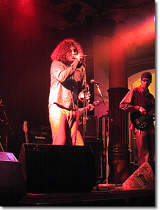 Kelkka performing live